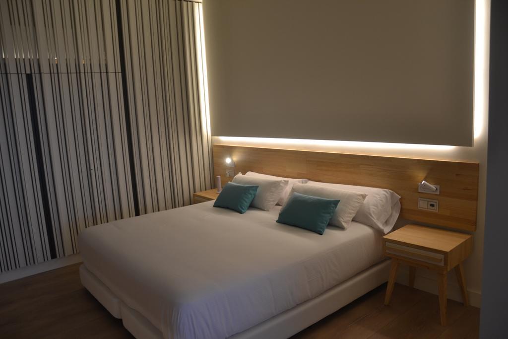 Hotel Brisamar Suites Coma-ruga Esterno foto